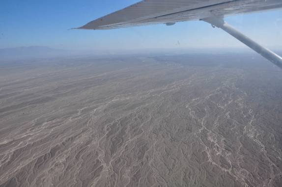 Sobrevoando o deserto de Nazca - Peru